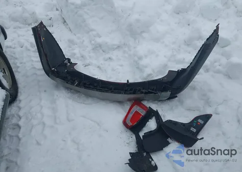 2016 Ford Explorer Xlt z USA, uszkodzony, nr VIN 1FM5K8DH5GGD18742